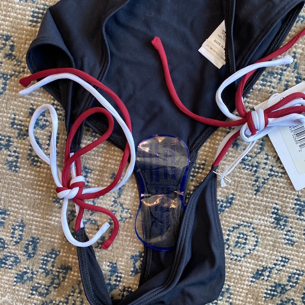 Frame bikini bottoms. - Picture 6 of 6